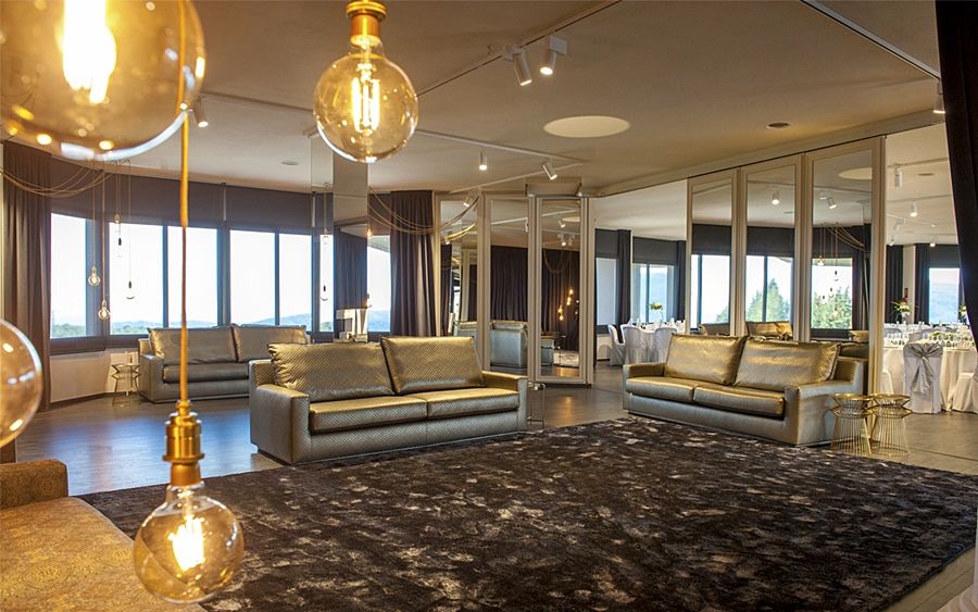 Hotel เอลบรุค ภายนอก รูปภาพ